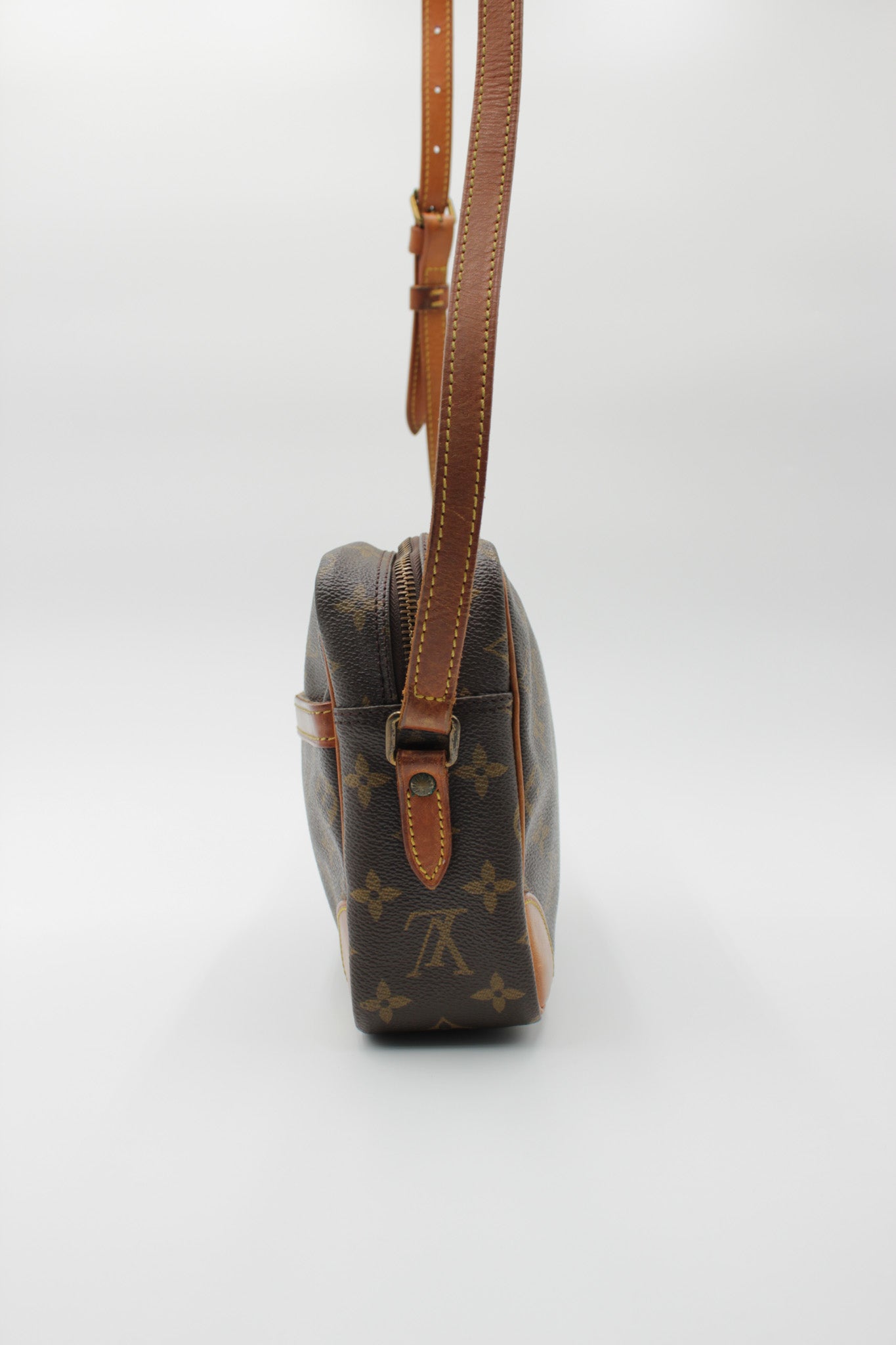 Monogram Trocadero 27